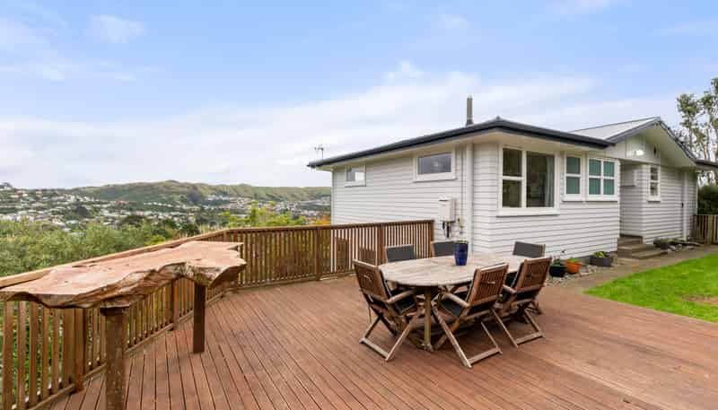 19 Jane Grove, Paparangi