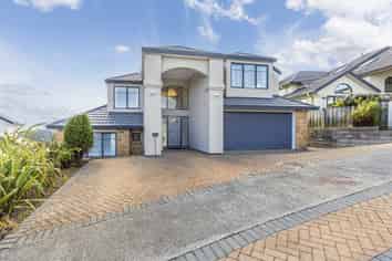 17 Landsdowne Terrace, Karori