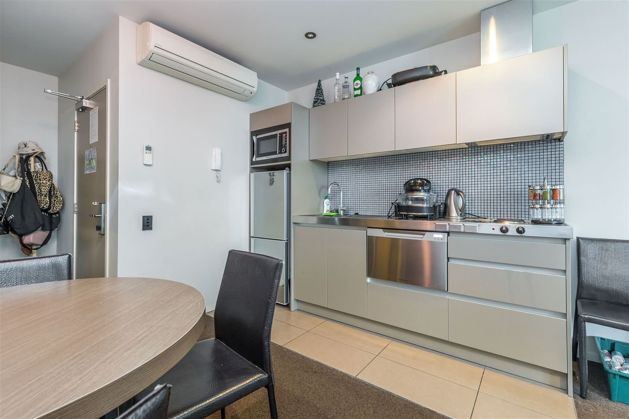 Sharp Price - Best Value in the Building! - Widok 5