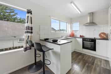 4 Aden Place, Clendon Park