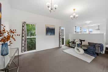 4 Aden Place, Clendon Park
