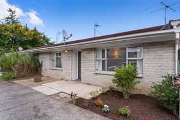 4/127 St George St, Papatoetoe