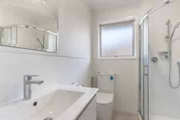 4/127 St George St, Papatoetoe