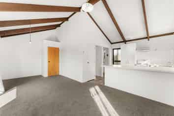 104 Windermere Drive, Poike