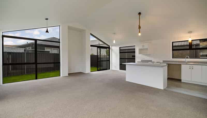 35 Risinghurst Terrace, Lower Shotover