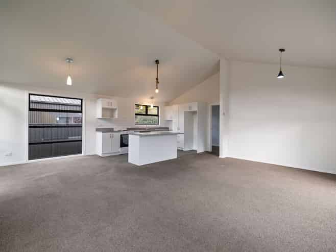 35 Risinghurst Terrace, Lower Shotover