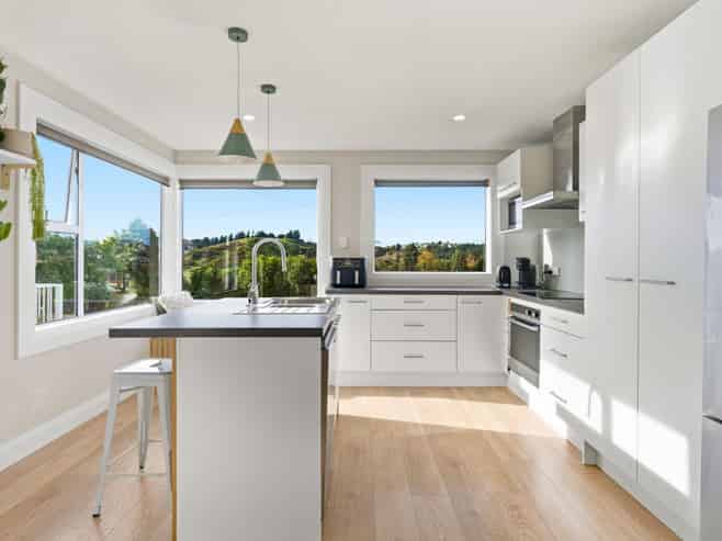 25 Thoreau Street, CONCORD