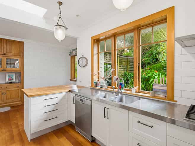 7 Tangahoe Street, Paekakariki