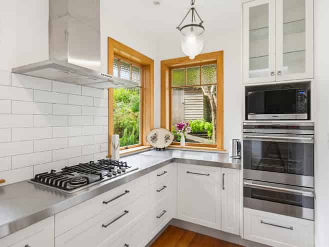 7 Tangahoe Street, Paekakariki