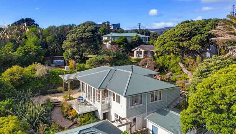 7 Tangahoe Street, Paekakariki