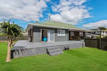 2 Honey Place, Weymouth