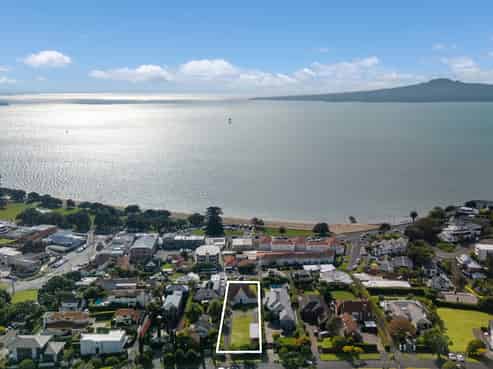 18 Ronaki Road, Mission Bay