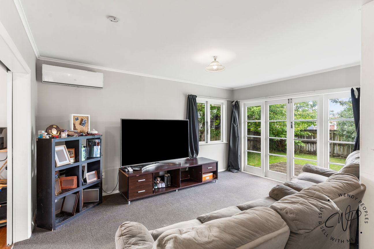 Vendor Meets to the Market $639,000 - Vista 2