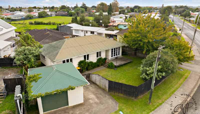 37 Sutton Crescent, Papakura