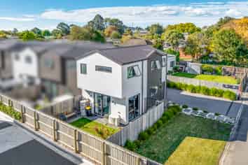1/464 Main South Road, Hornby