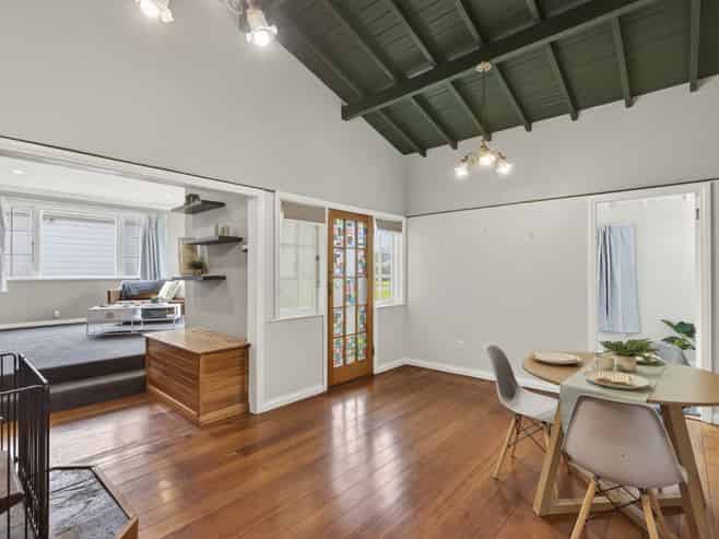 17A Carey Street, Waitara