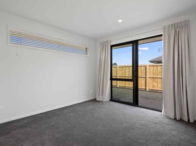 12 McCahon Lane, Rolleston