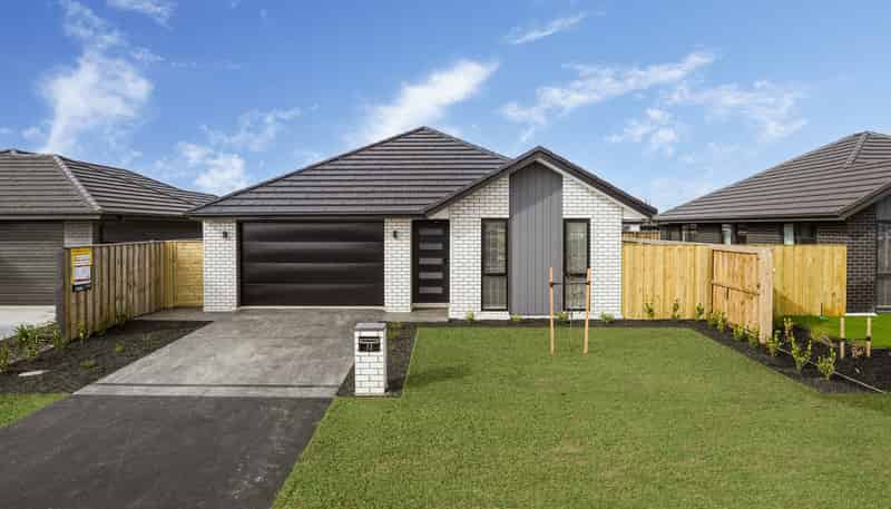 12 McCahon Lane, Rolleston