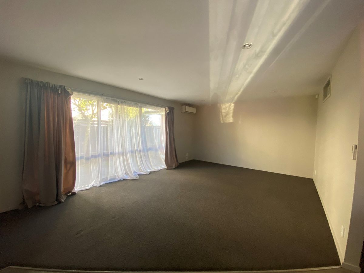 Two Bedroom House Close to Town - Ansicht 3