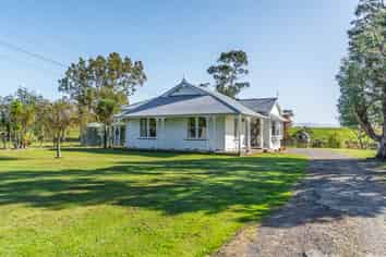 1322 Lake Ferry Road, Martinborough
