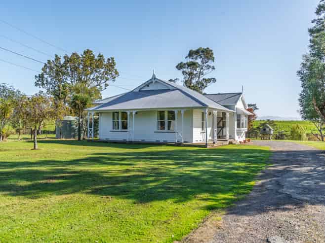 1322 Lake Ferry Road, Martinborough