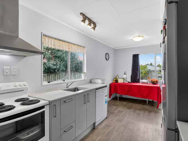 42B Elmwood Crescent, Pukete