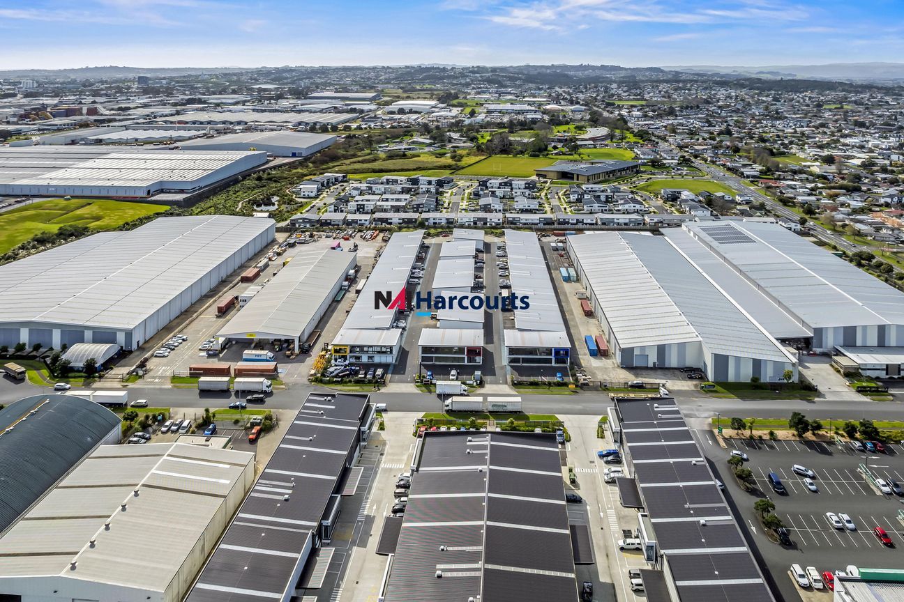 Versatile Industrial Warehouse - Vista 6