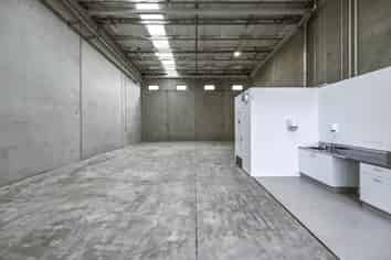 Versatile Industrial Warehouse