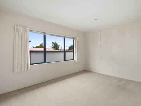2 Pemberton Way, Greerton