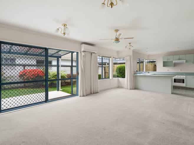2 Pemberton Way, Greerton