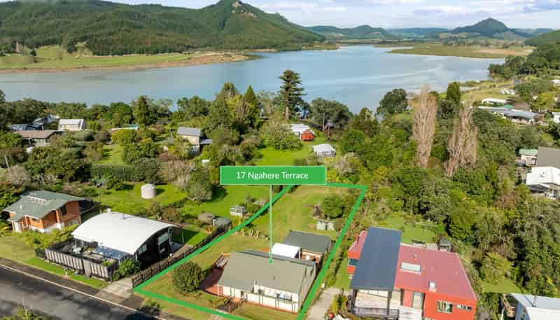 17 Ngahere Terrace, Opoutere