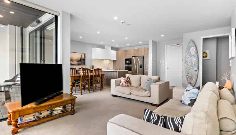 305/64 Te Oneroa Way, Long Bay