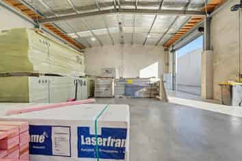 Commercial Investment with income and potential 