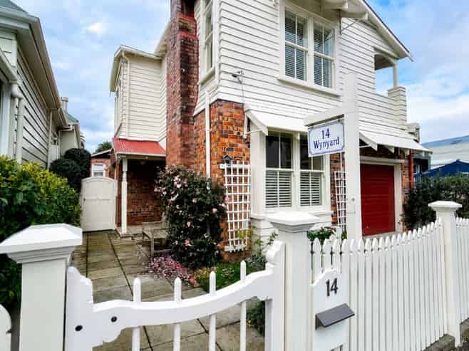 14 Wynyard Street, Devonport