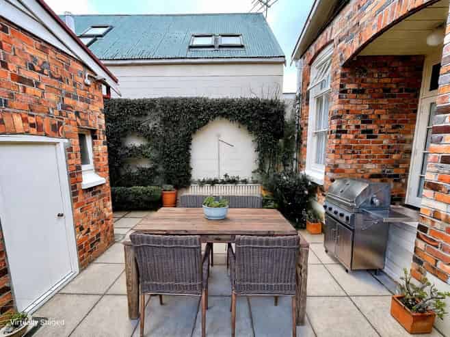 14 Wynyard Street, Devonport