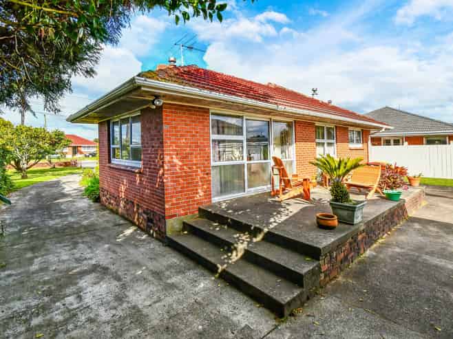 34 Motatau Road, Papatoetoe