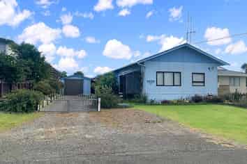 6  Ruanui Street , Himatangi