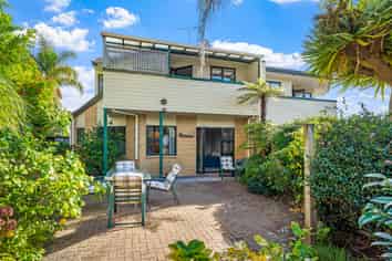 68 Palmgreen Court, Stanmore Bay