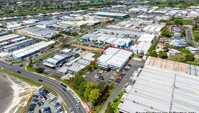 46-48 Hillside Road, Wairau Valley