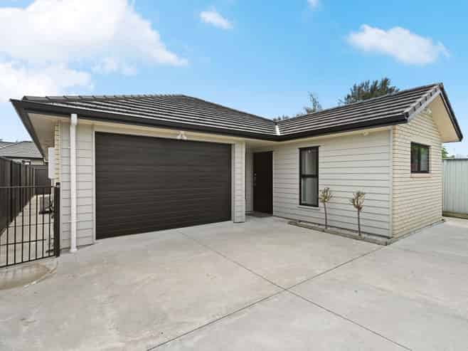 67 Stan Heather Drive, Glenview