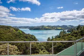 104 Te Wahapu Road, Russell