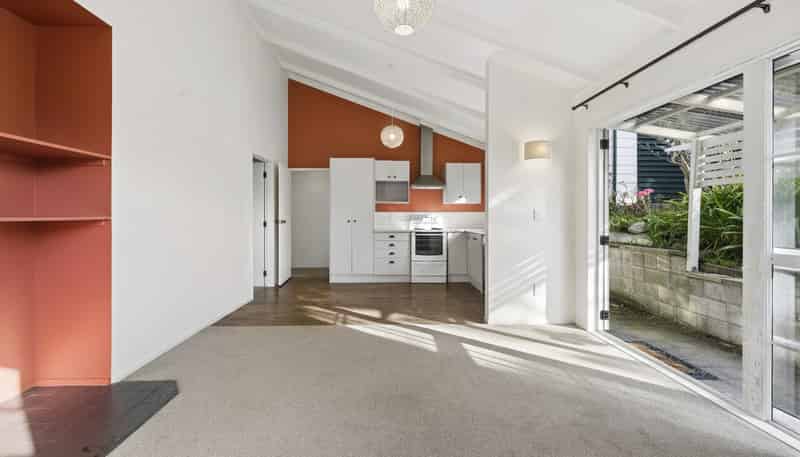 35 William Street, Waikanae Beach