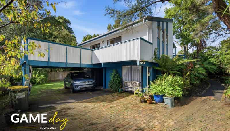 114 Atkinson Road, Titirangi