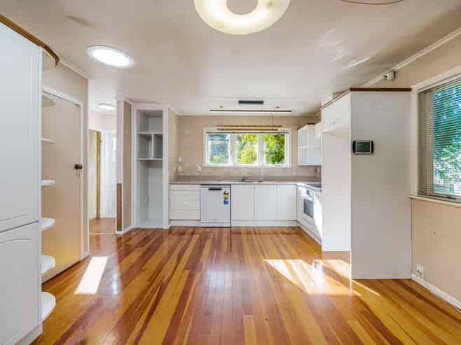 13B James Road, Manurewa