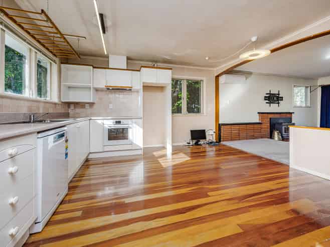 13B James Road, Manurewa