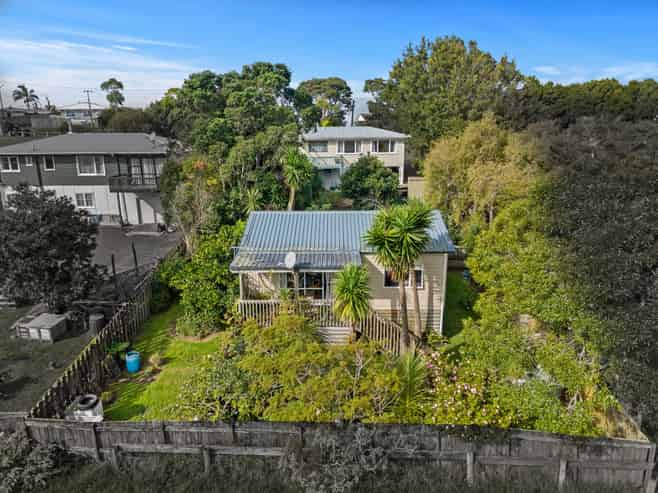 184 Don Buck Road, Massey