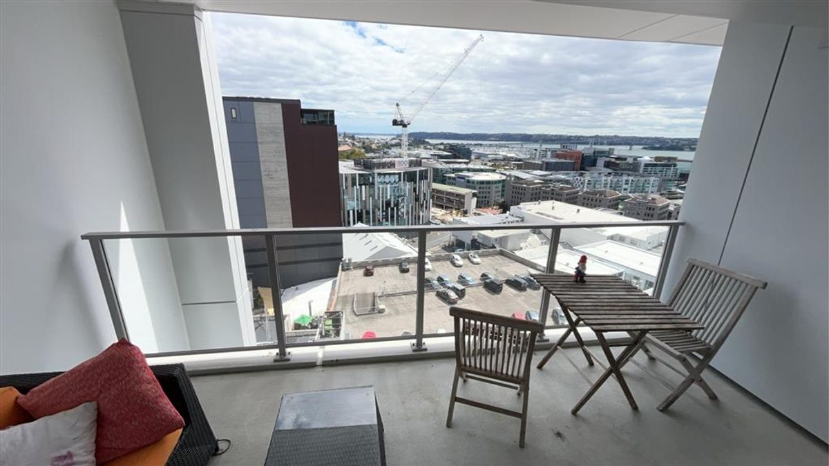 Easy City Living - Light, Location & Lifestyle on Victoria Street West - Ansicht 6