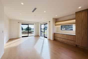 1 Uki Way, Flat Bush
