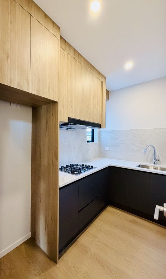 Brand New 7 Bedroom Family Home with 2 Ensuite + Granny Flat! - Mehr