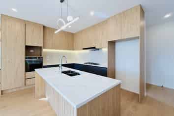 1 Uki Way, Flat Bush